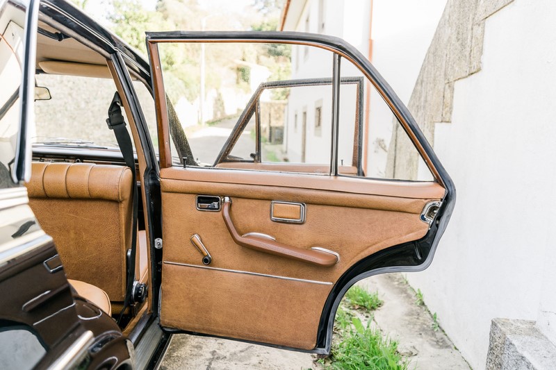 1970 Mercedes Benz 280SE